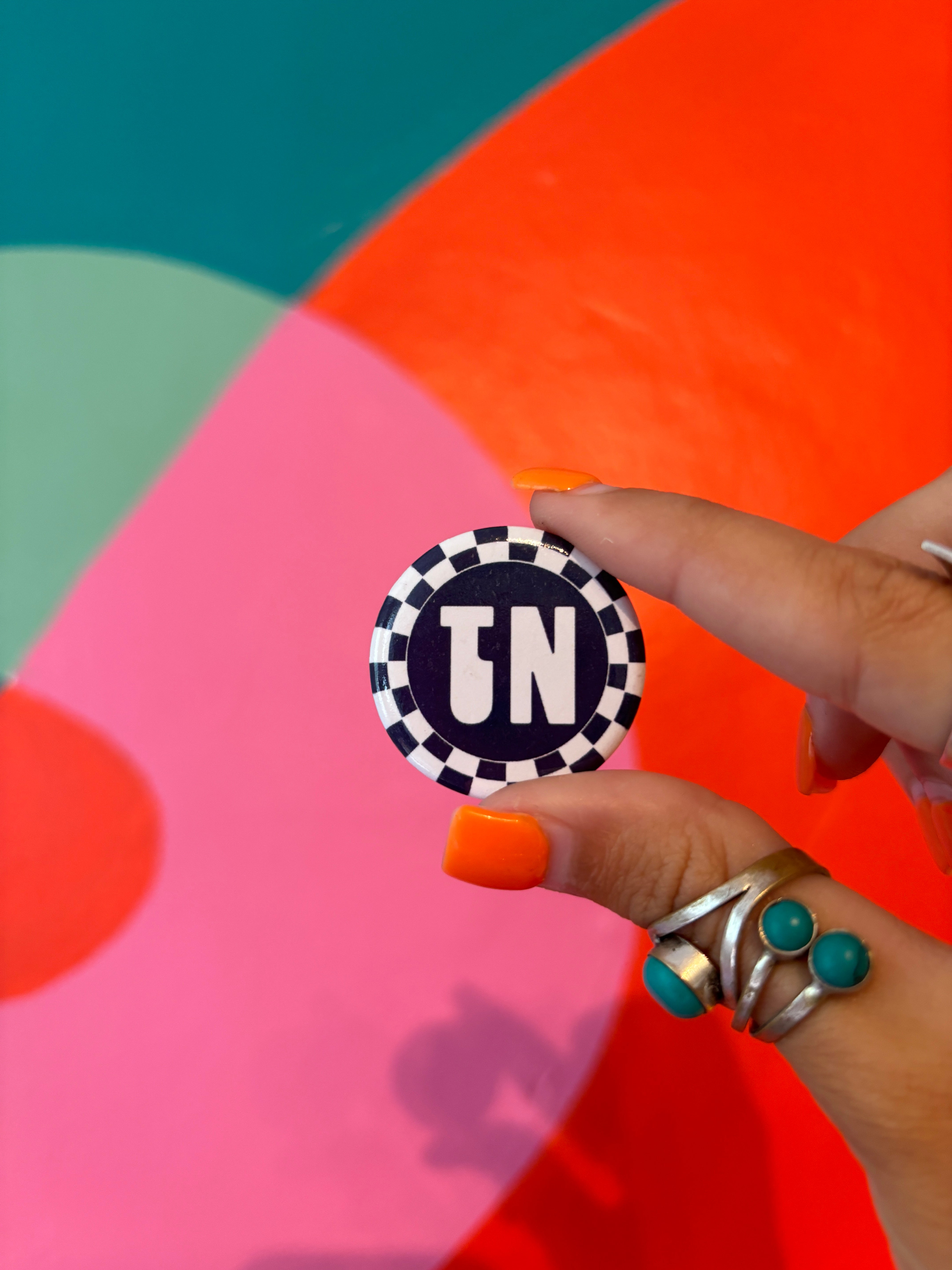 TN BUTTON