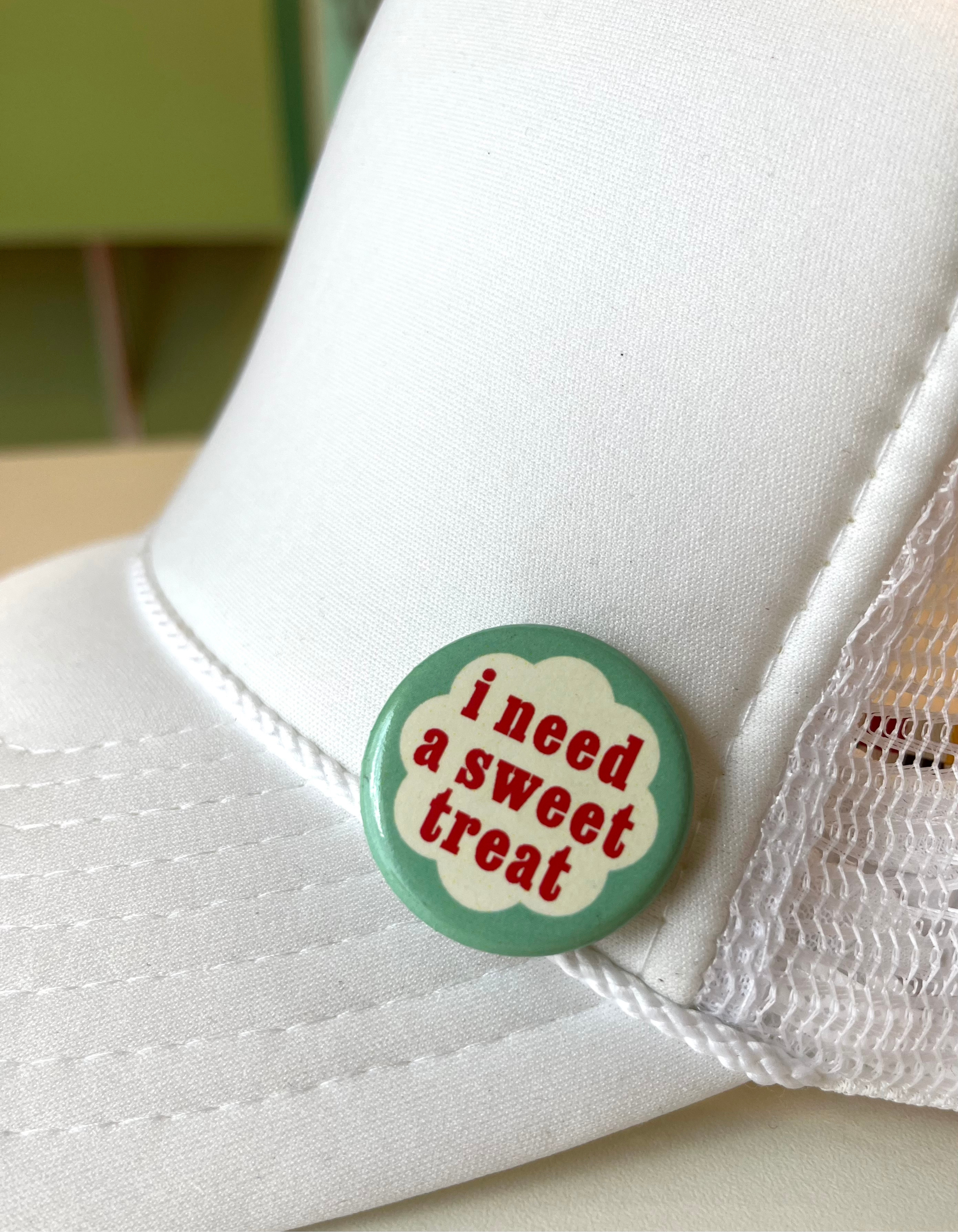 SWEET TREAT BUTTON