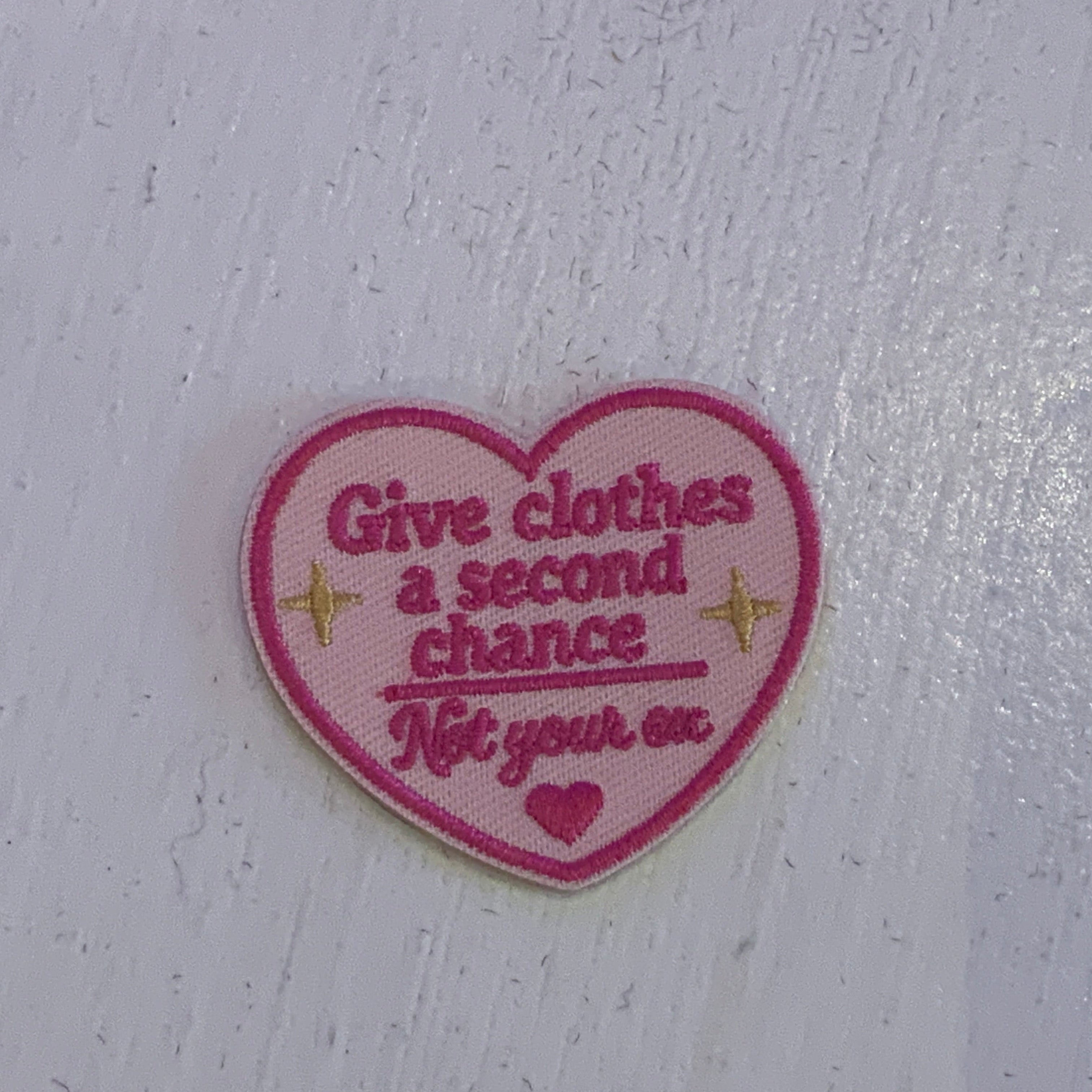 Give Clothes a Second Chance Patch